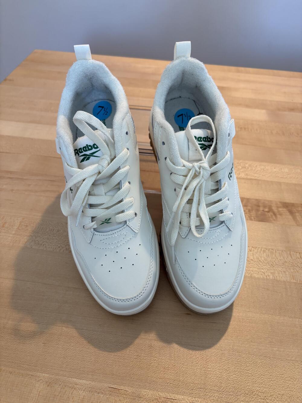 Reebok Shoes Womens Size 7.5 White Green Gum Low Top Court Tennis Retro Casual